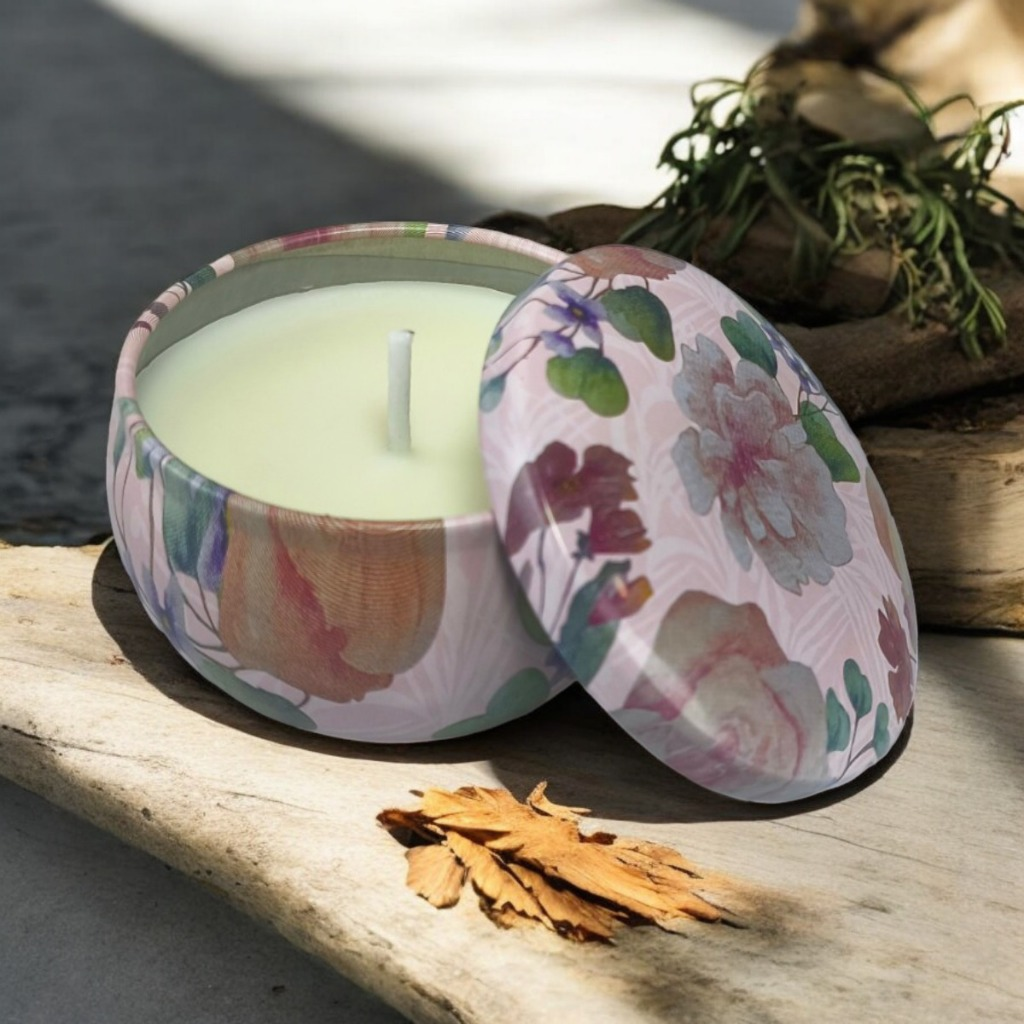Vela Perfumada Suave em Latinha Decorada