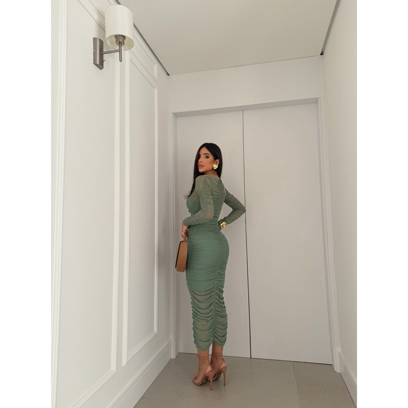 Vestido Longo em Tule drapeado