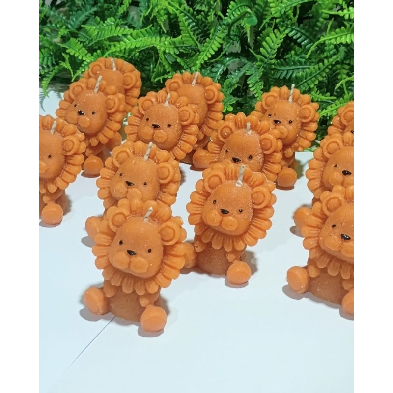 Lembrancinha Vela Perfumada Leãozinho Safari