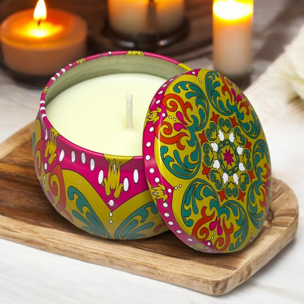 Vela Perfumada Suave em Latinha Decorada