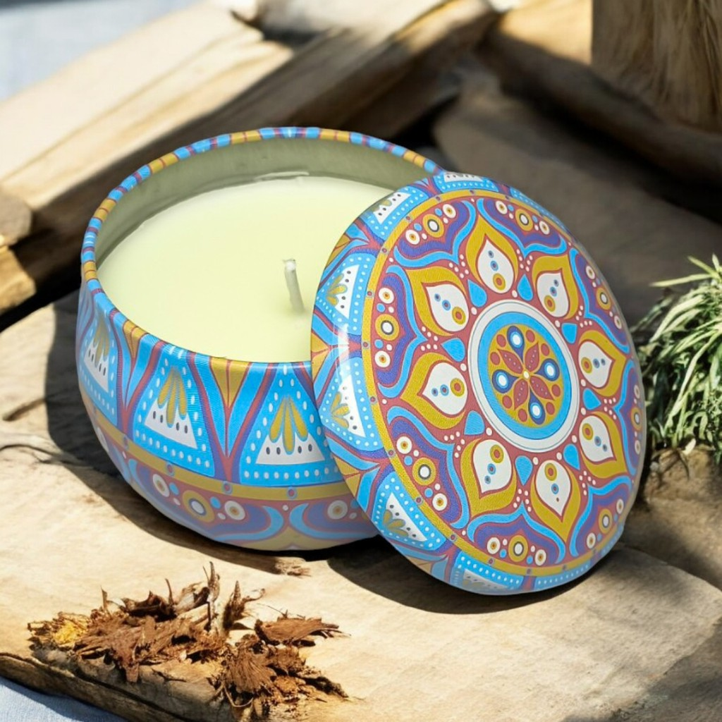Vela Perfumada Suave em Latinha Decorada