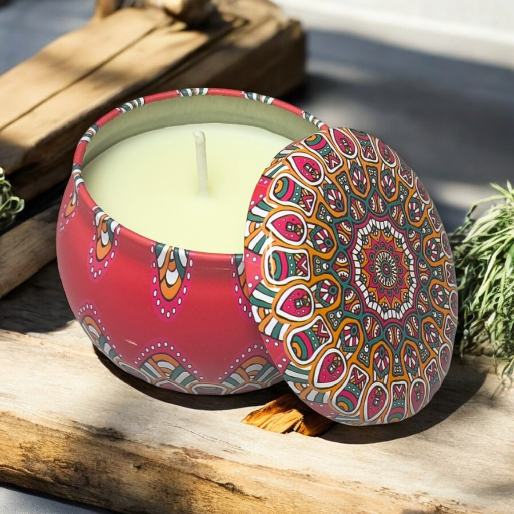 Vela Perfumada Suave em Latinha Decorada